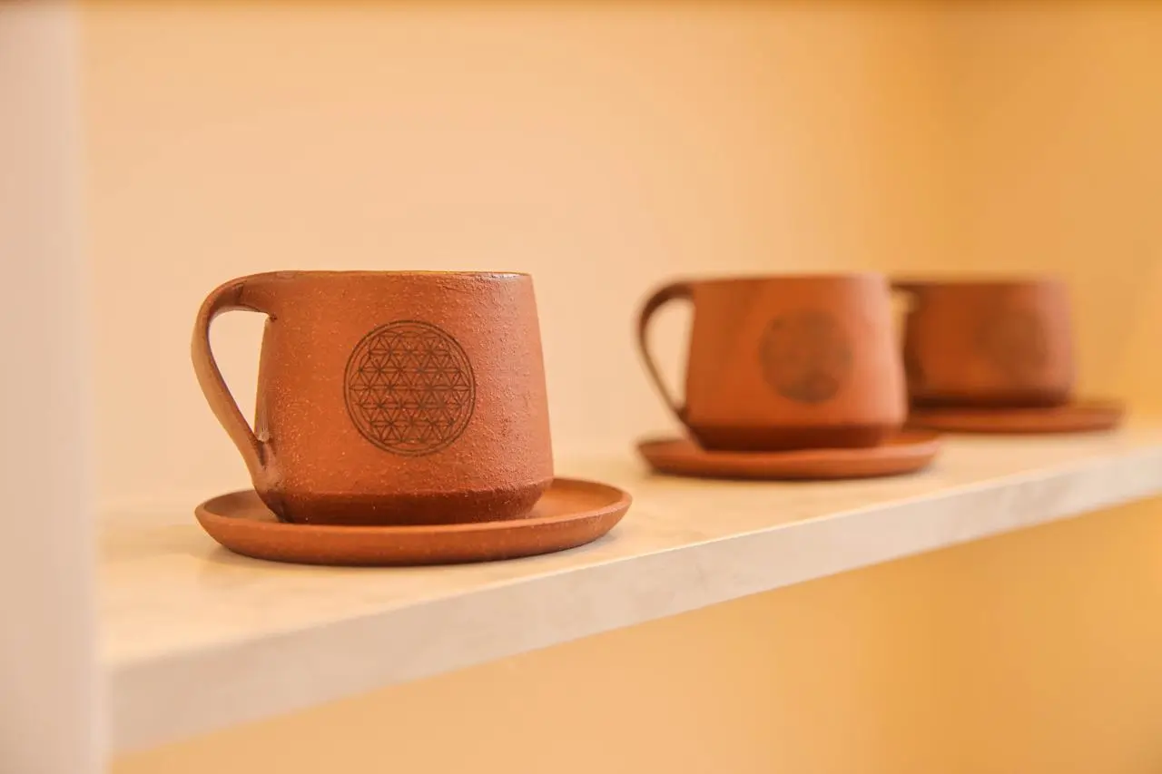Xícara de café com pires